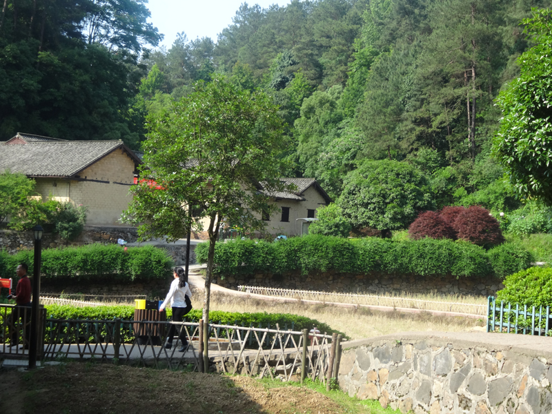 甲山卯山见高山